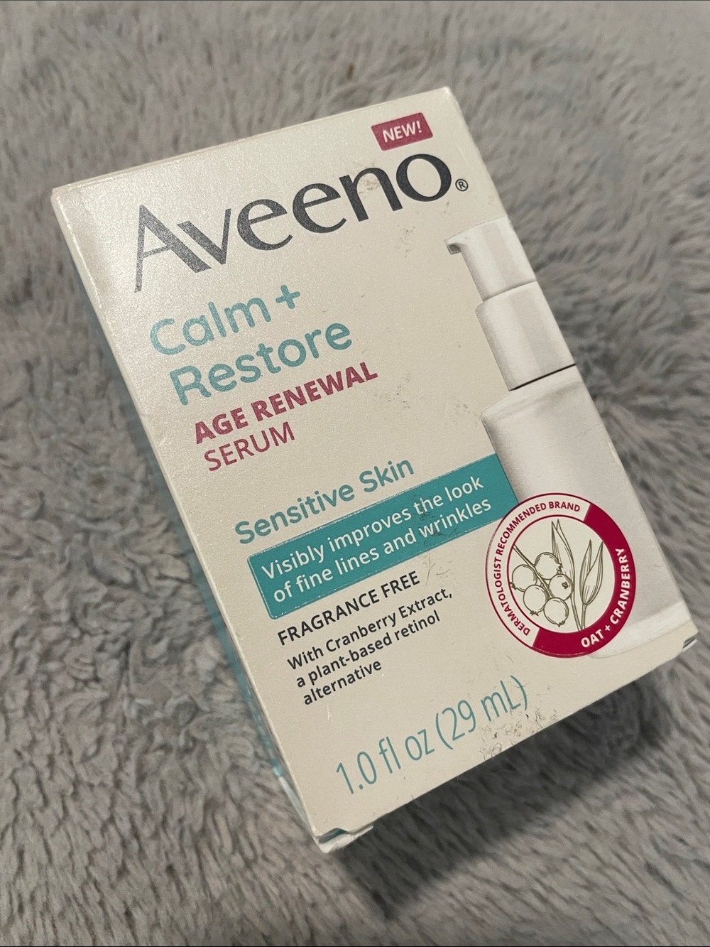 Calm + Restore Age Renewal Serum for Sensitive Skin — White
